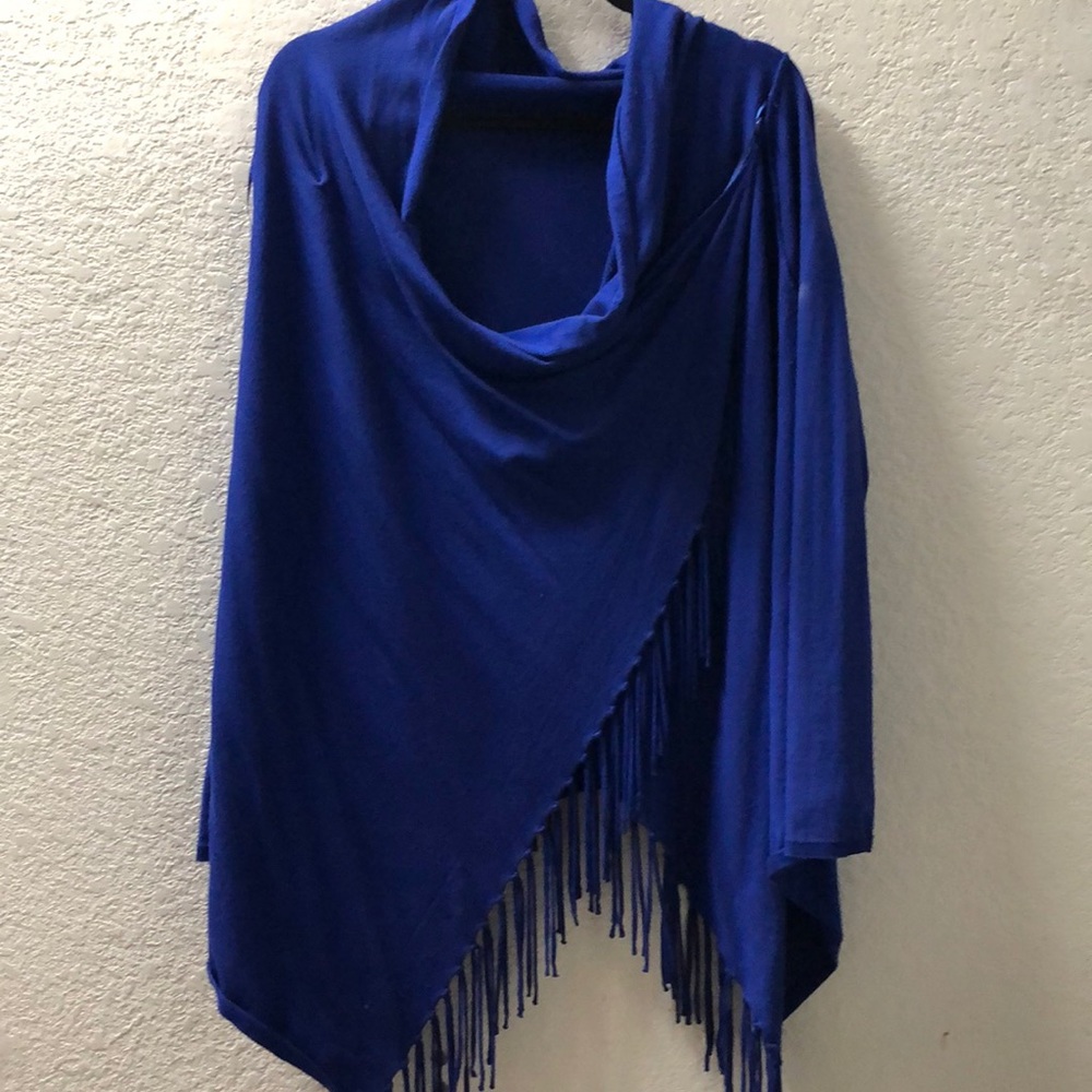 Blue long sleeve shall